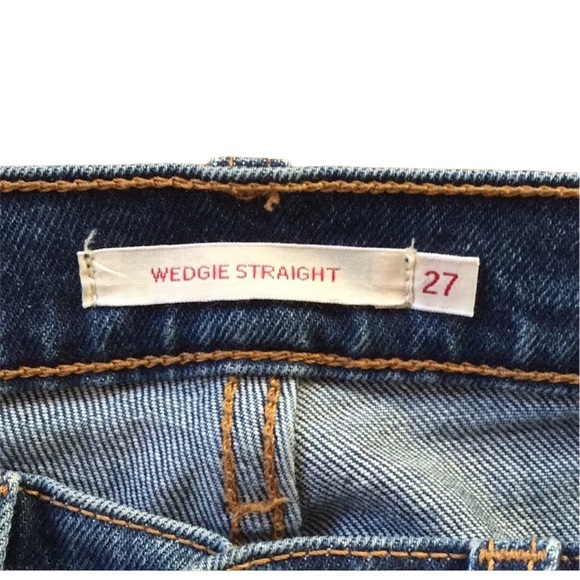 EUC woman’s Levi wedgie jeans 👖 size 27 - Picture 7 of 11